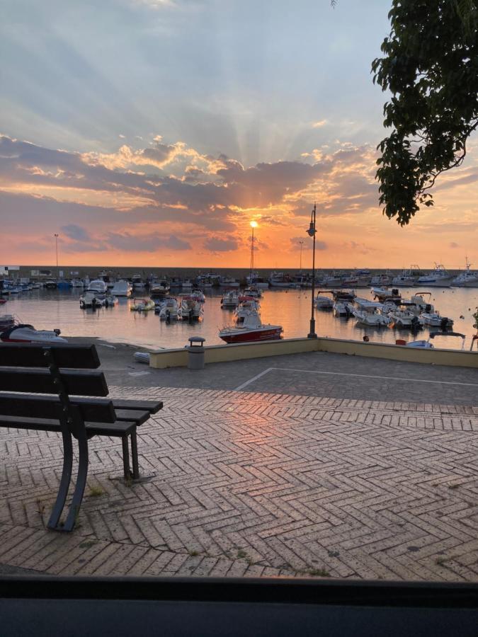 Casa Vacanze La Tuia Castellabate Zewnętrze zdjęcie